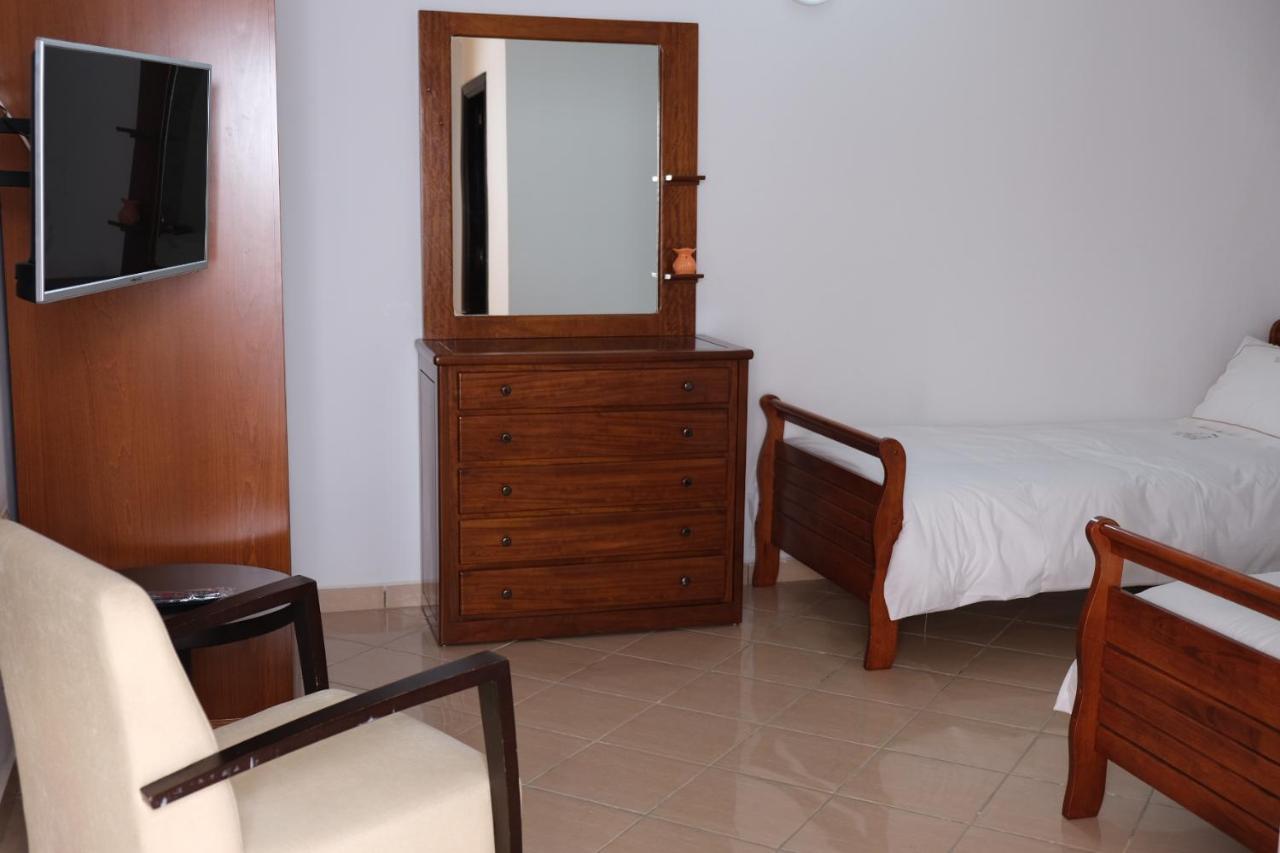 Jnane Yemma Hotel Tanger Luaran gambar